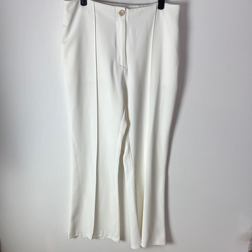 Mystree White Pants - Women’s Large